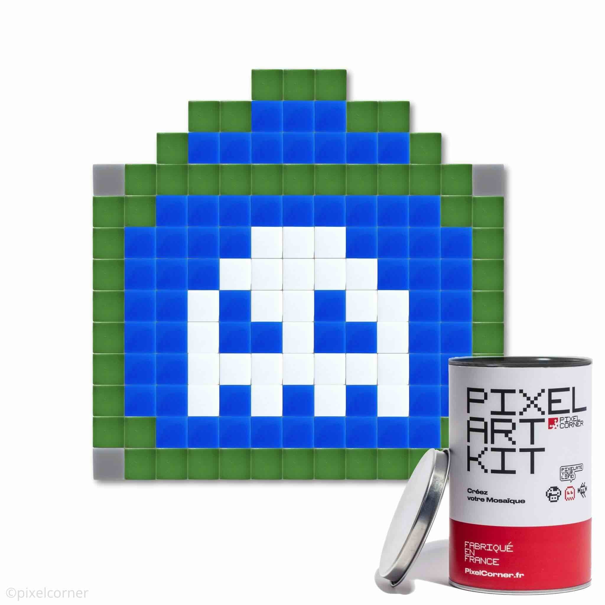 Pixel Art Kit "Paris Street(s)" par Pixel Corner - Kits de loisirs créatifs representant un fantome mignon dans une plaque de rue de paris en mosaïque de verre diy